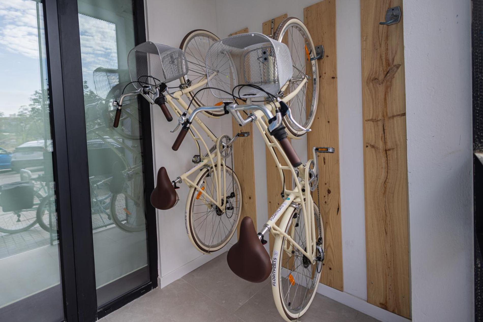 Florit Flats - The Joaquin Sorolla Apartments With Bicycles Valencia Exterior foto